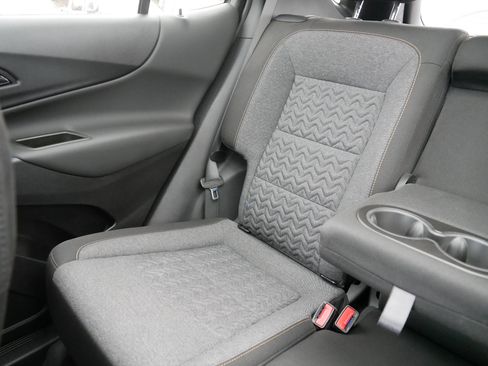 Used 2023 Chevrolet Equinox LT image 12