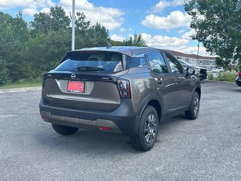 New 2026 Nissan Kicks S FWD image 4
