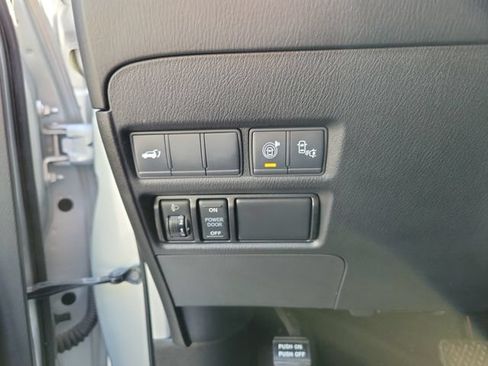 Used 2017 Nissan Armada SL w/ Technology Package RWD image 23