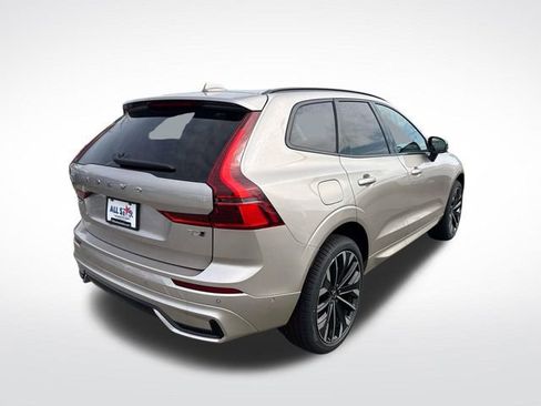 New 2026 Volvo XC60 B5 Ultra w/ Climate Package image 9