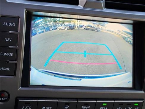 Used 2016 Lexus GX 460 w/ Premium Package image 18