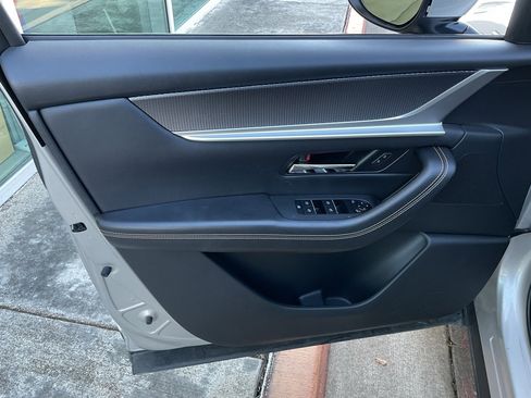 Used 2025 MAZDA CX-90 3.3 Turbo w/ Preferred Package image 15