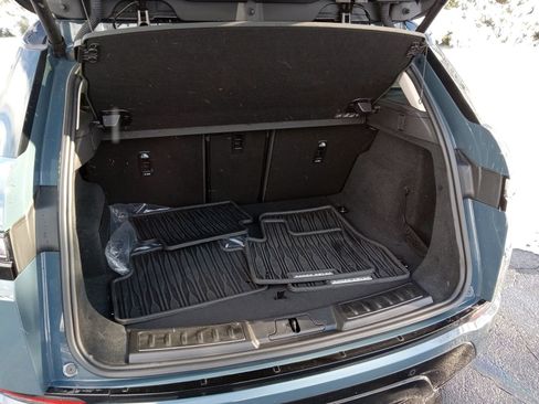 Used 2025 Land Rover Range Rover Evoque Dynamic SE image 24