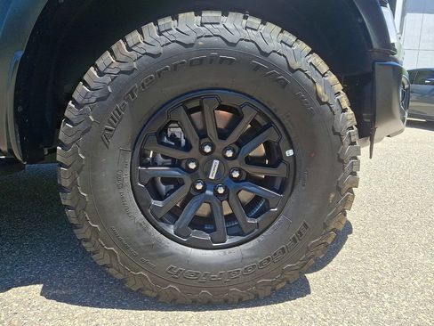 Used 2024 Ford F150 Raptor AWD/4WD image 10