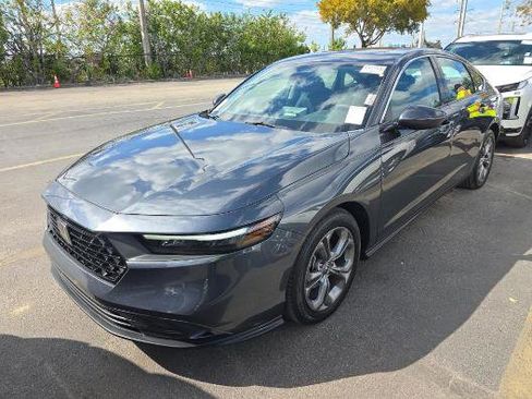 Used 2024 Honda Accord EX image 2