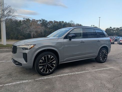 New 2026 Volvo XC90 T8 Ultra w/ Protection Package Premier AWD/4WD image 2