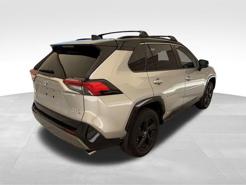 Used 2019 Toyota RAV4 XSE AWD/4WD image 10