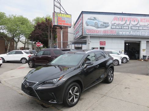 Used 2019 Lexus NX 300 AWD w/ Premium Package image 2