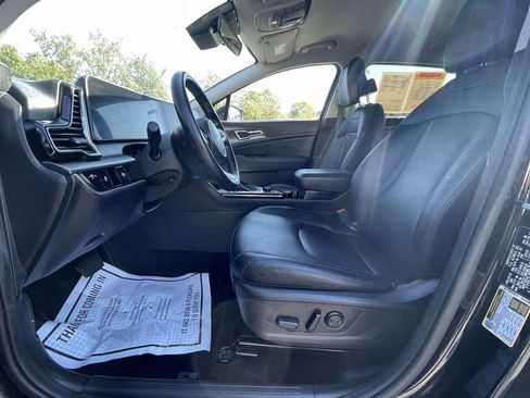 Used 2023 Kia Sportage EX FWD image 17