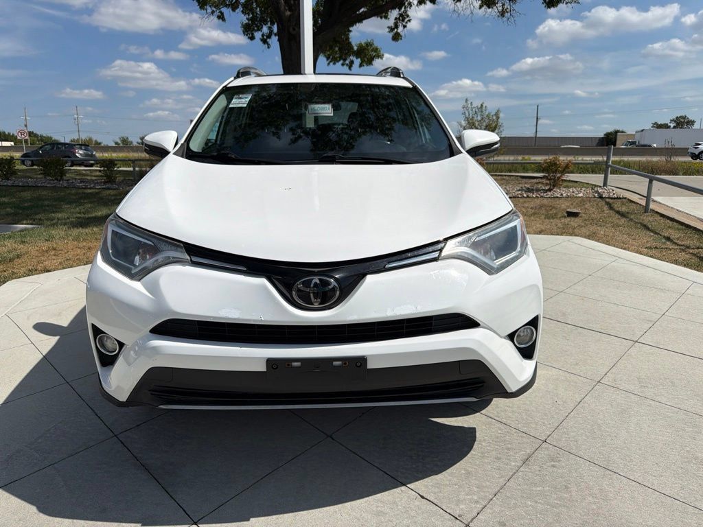 Used 2017 Toyota RAV4 XLE w/ Carpet Mat Package AWD/4WD image 8