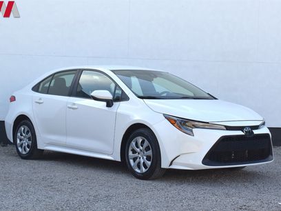 Used 2021 Toyota Corolla LE w/ Carpet Mat Package (TMS)