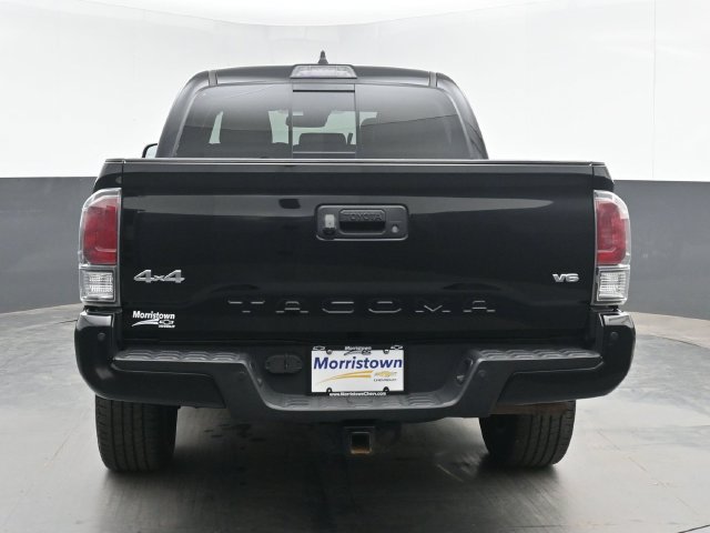 Used 2022 Toyota Tacoma Limited AWD/4WD image 13