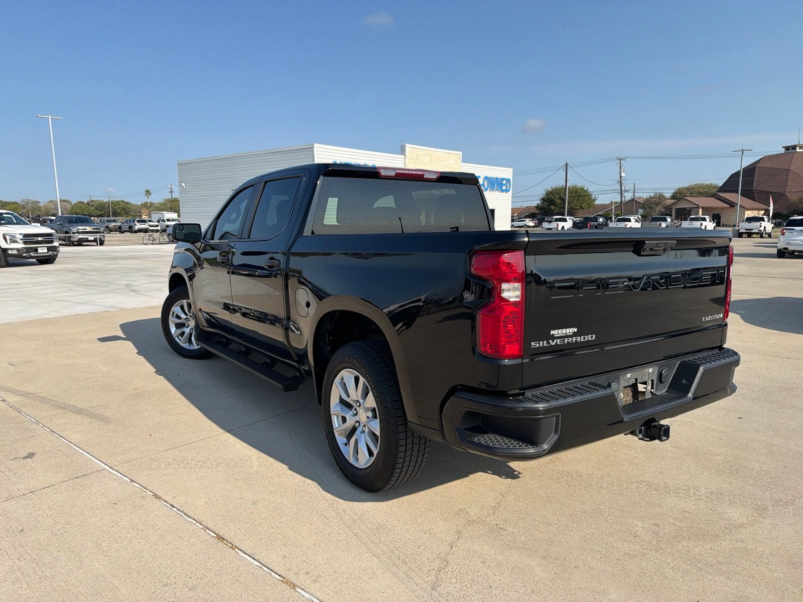 Used 2024 Chevrolet Silverado 1500 Custom RWD image 5