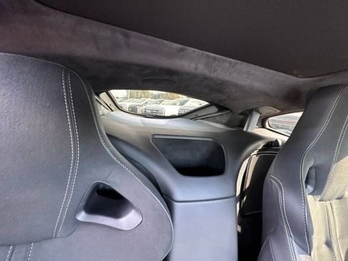 Used 2016 Jaguar F-TYPE Coupe RWD image 9
