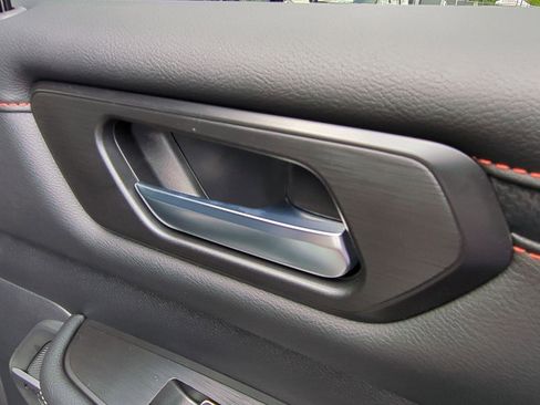 New 2025 Nissan Armada PRO-4X image 36