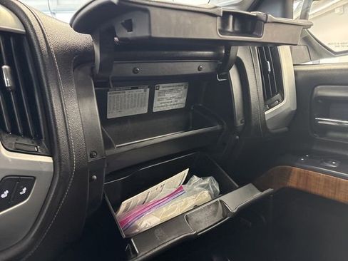 Used 2014 GMC Sierra 1500 SLT w/ SLT Crew Cab Value Package image 39