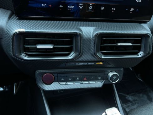 Used 2024 Ford Mustang Coupe RWD image 32