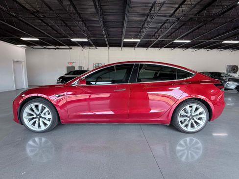 Used 2019 Tesla Model 3 Standard Range Plus RWD image 3