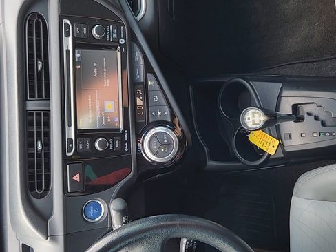 Used 2016 Toyota Prius C Four FWD image 15