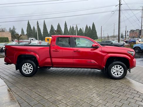 New 2026 Toyota Tacoma SR5 AWD/4WD image 6