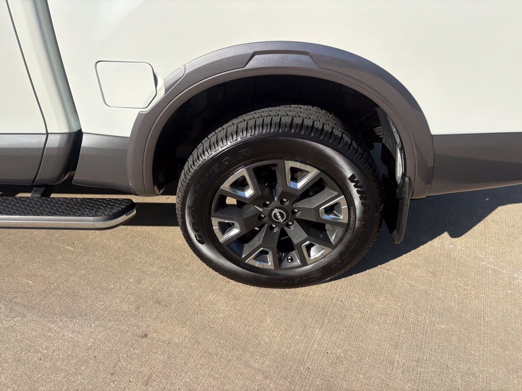 Used 2023 Nissan Titan Platinum Reserve w/ Moonroof Package AWD/4WD image 58