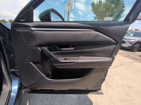 Used 2025 MAZDA CX-50 AWD 2.5 S w/ Premium Package image 32