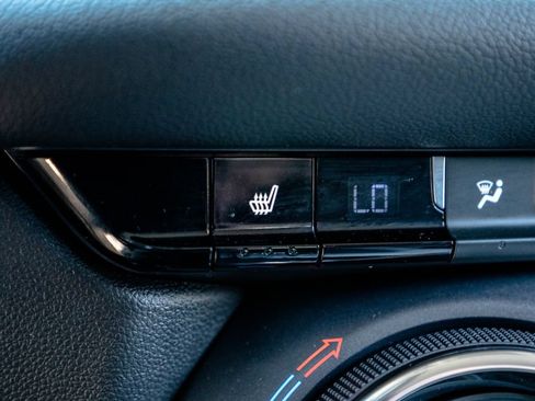 Certified 2020 Chevrolet Blazer LT FWD image 31