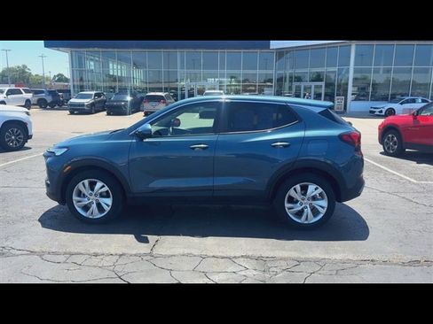 Certified 2024 Buick Encore GX Preferred w/ Comfort Package FWD image 5