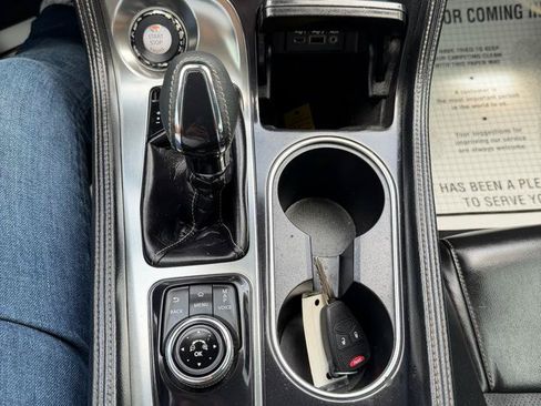 Used 2020 Nissan Maxima 3.5 SV w/ Floor Mat Group FWD image 17
