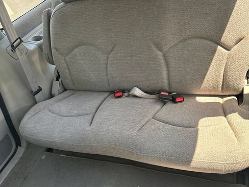 Used 1996 Nissan Quest XE FWD image 3