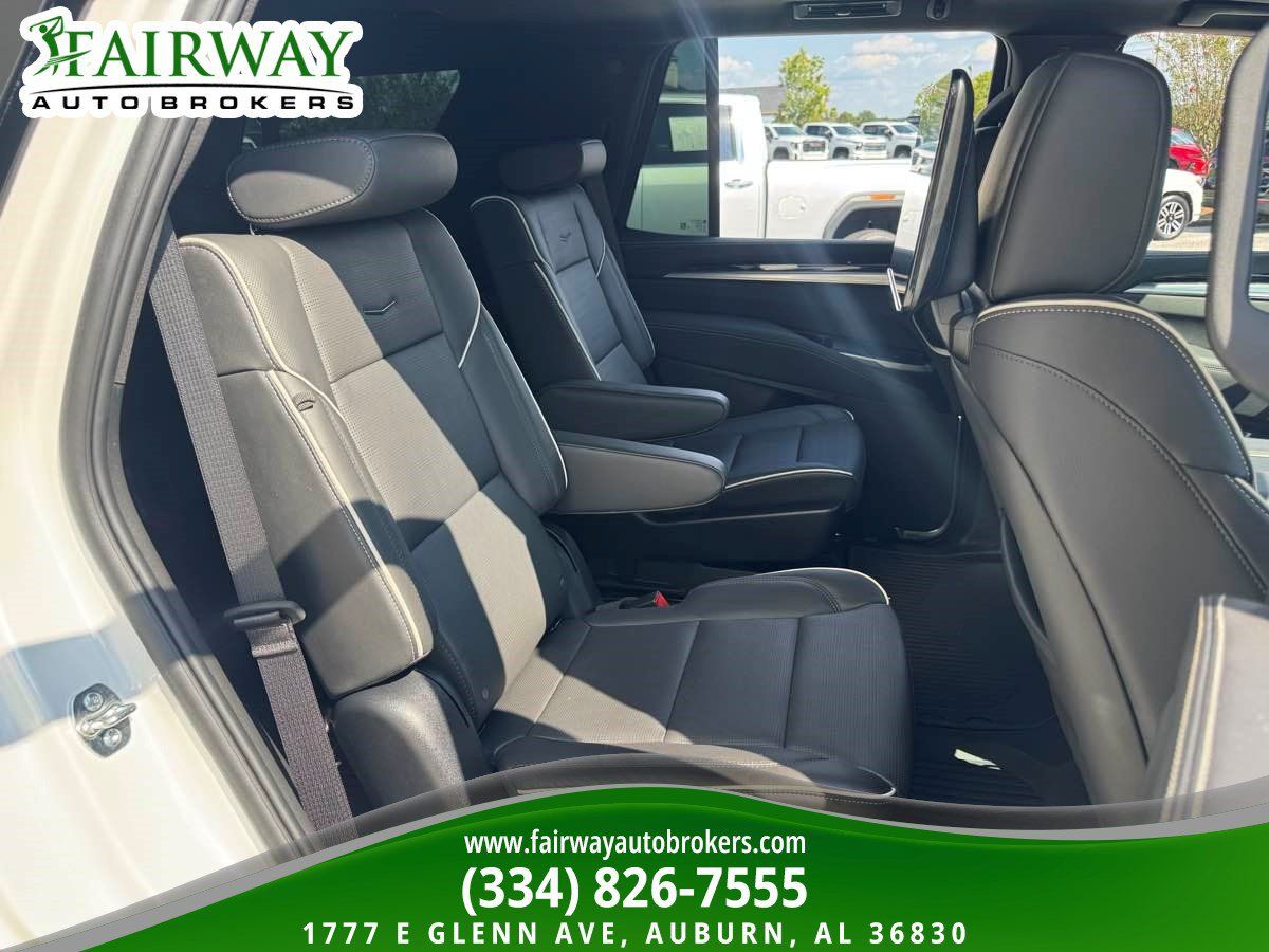 Used 2025 Cadillac Escalade Sport w/ Touring Package AWD/4WD image 13