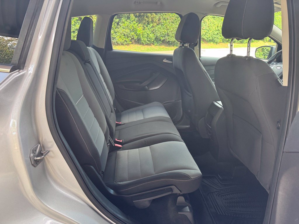 Used 2013 Ford Escape SE FWD image 17