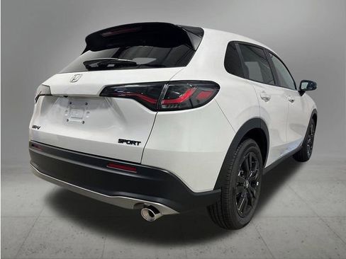 New 2026 Honda HR-V Sport image 5