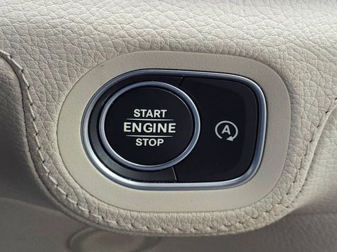 Used 2023 Mercedes-Benz GLE 450 4MATIC image 39