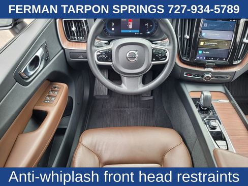 Certified 2023 Volvo XC60 B5 Plus w/ Climate Package image 16