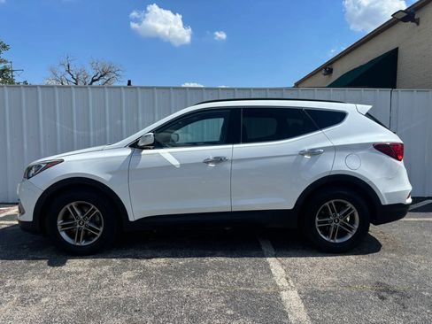 Used 2017 Hyundai Santa Fe Sport AWD/4WD image 2