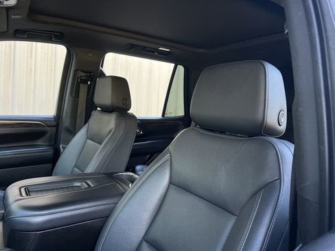 Used 2022 Chevrolet Tahoe Z71 image 14