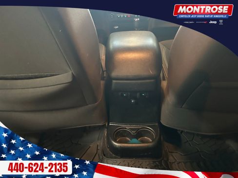 Used 2017 Jeep Wrangler Unlimited Sahara image 22