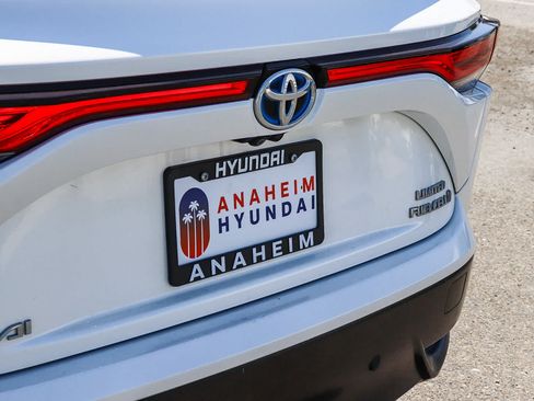 Used 2021 Toyota Mirai RWD image 12