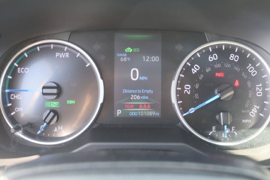 Used 2021 Toyota RAV4 XLE w/ Convenience Package AWD/4WD image 35