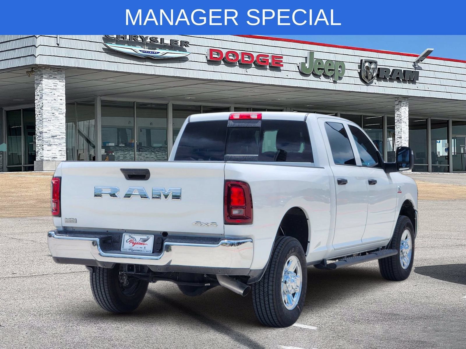 New 2026 RAM 2500 Tradesman AWD/4WD image 4