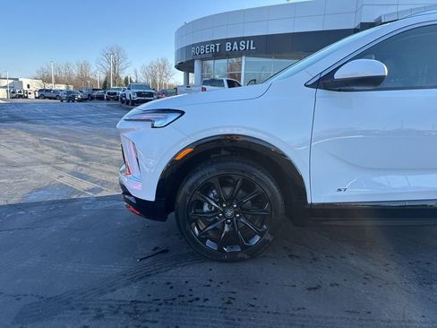 New 2026 Buick Encore GX Sport Touring w/ Advanced Technology Package image 5