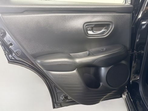 Used 2023 Honda HR-V LX image 26