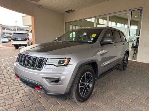 Used 2017 Jeep Grand Cherokee Trailhawk w/ Trailhawk Luxury Group image 1