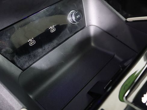 Used 2025 Audi Q6 e-tron Premium Plus w/ Premium Plus image 7