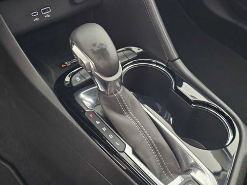 Used 2024 Buick Encore GX Preferred w/ Advanced Technology Package image 30