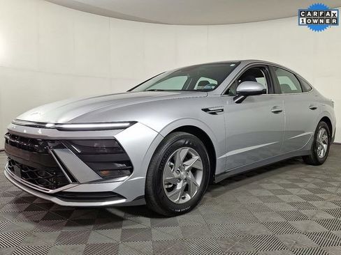Used 2025 Hyundai Sonata SE image 6