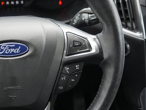 Used 2022 Ford Edge Titanium image 19