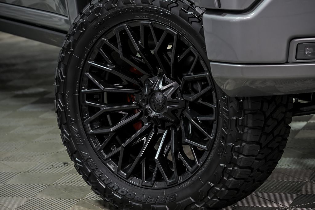 New 2026 GMC Sierra 1500 Elevation w/ Elevation Premium Package AWD/4WD image 3