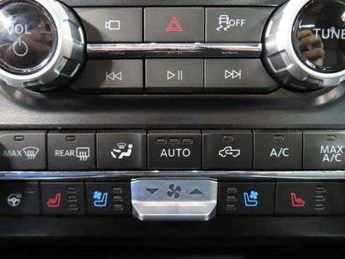Used 2026 Ford F250 Platinum AWD/4WD image 77